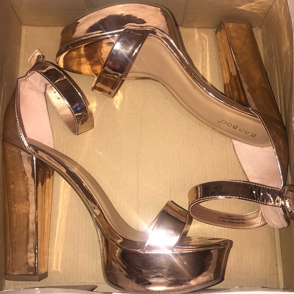 Heels - Picture 1 of 1